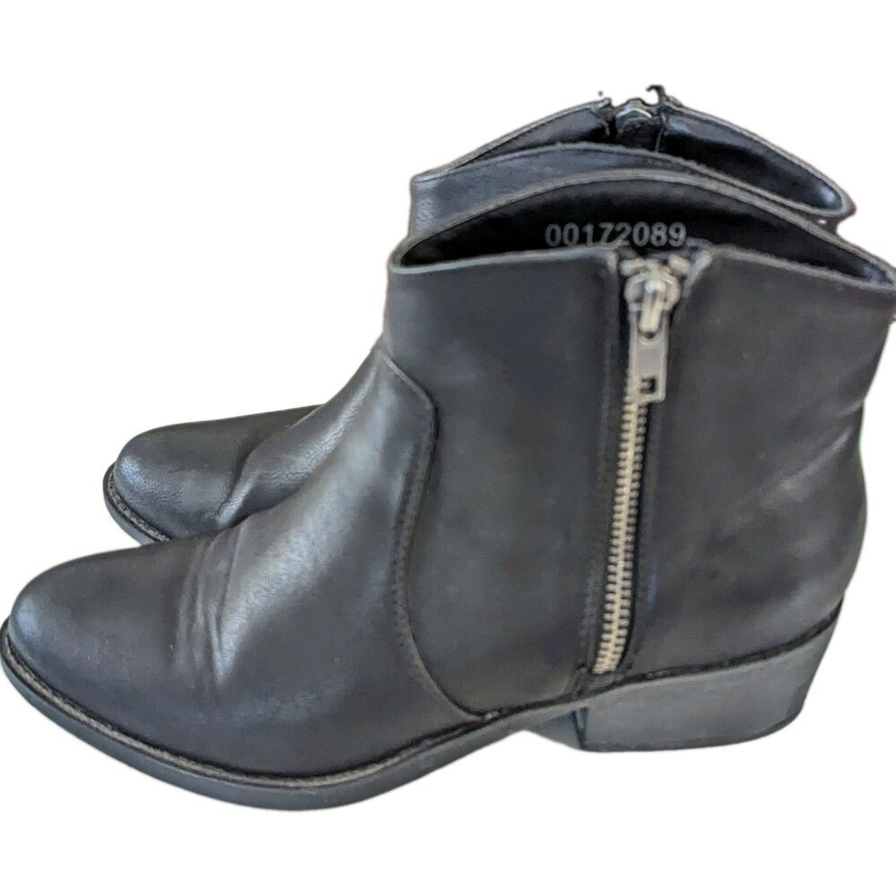 Forever 21 Boots Womens 8 Heeled Ankle Booties Black Side Zip Casual